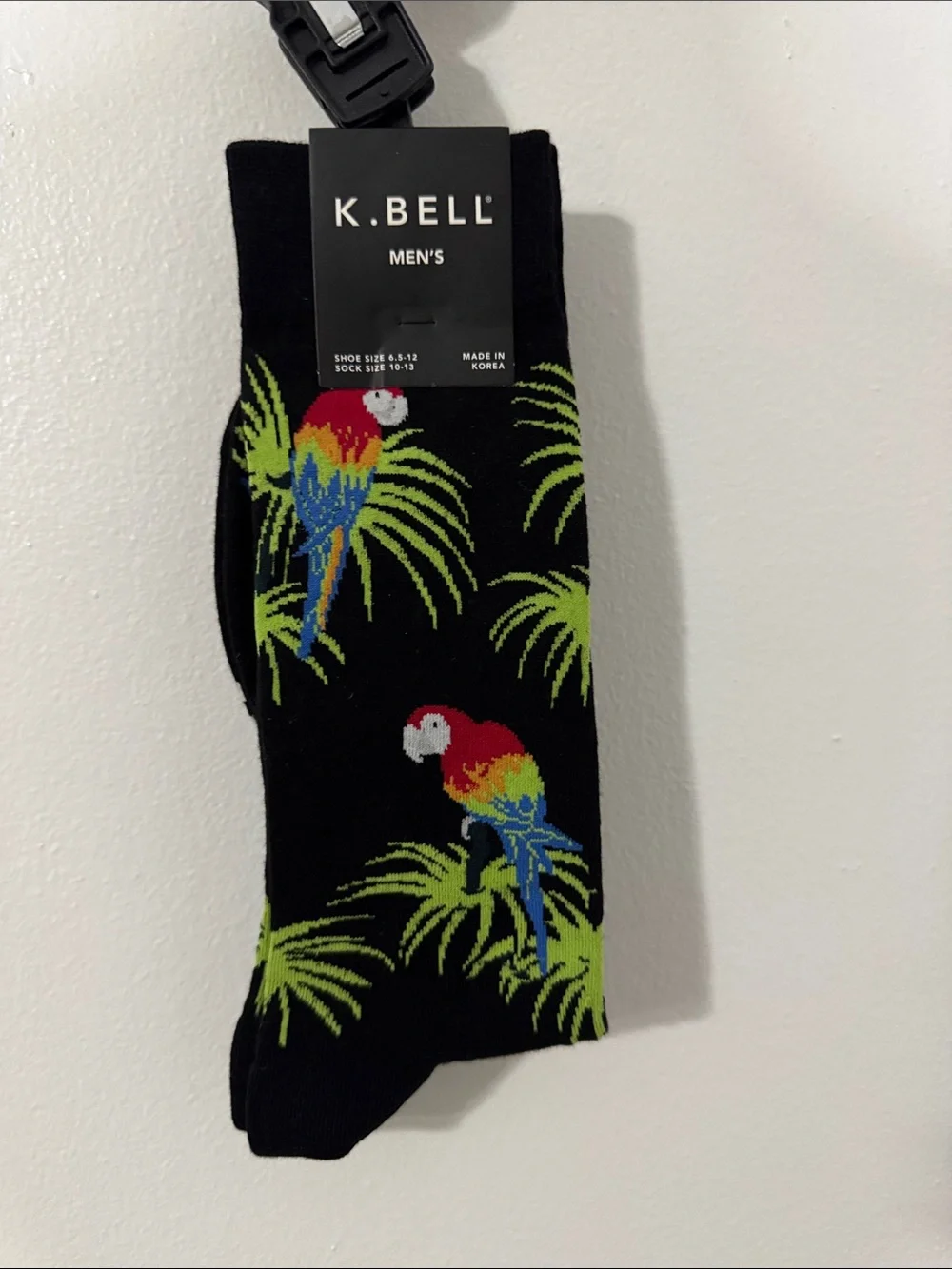 K. Bell Men’s Black Socks Size 10-13 with Colorful Parrot Print NWT
